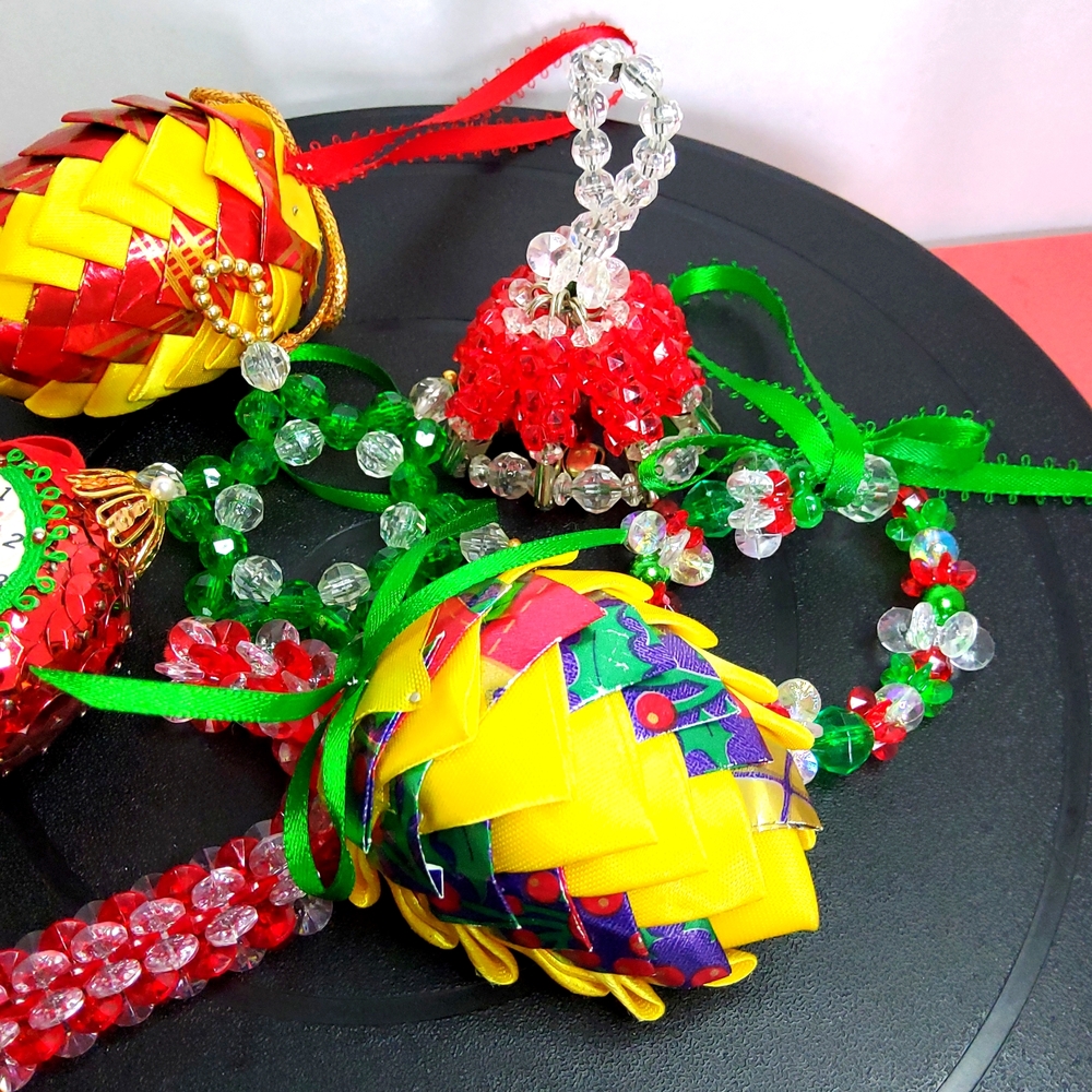 Handmade Christmas Ornaments lot of seven - Picture 3 of 8